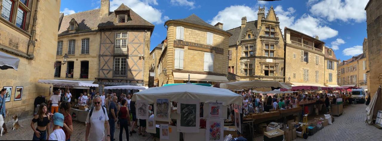 Les Flamboyants Apartment Sarlat-la-Canéda Exterior photo