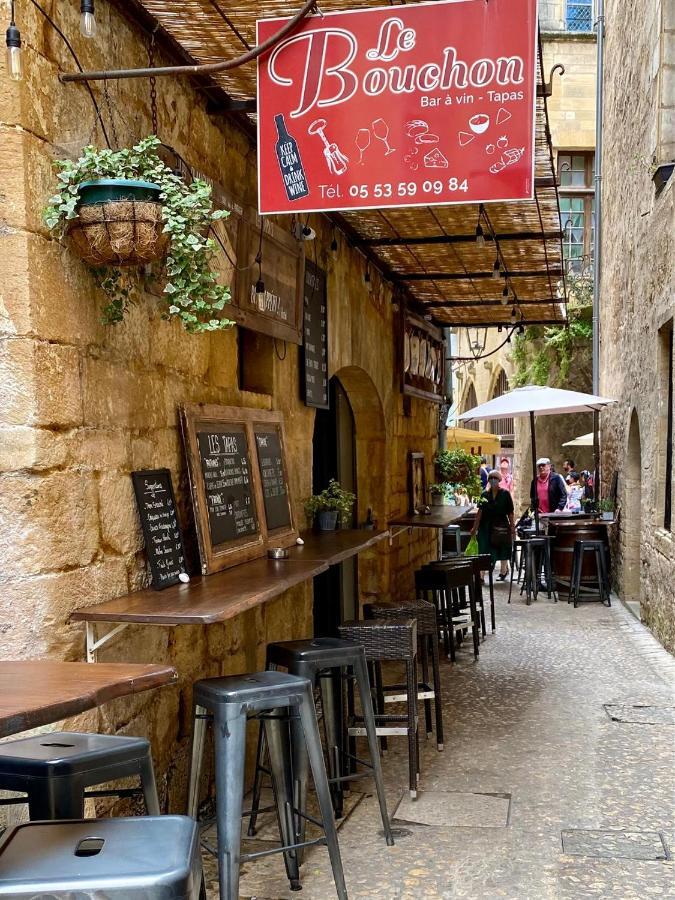 Les Flamboyants Apartment Sarlat-la-Canéda Exterior photo